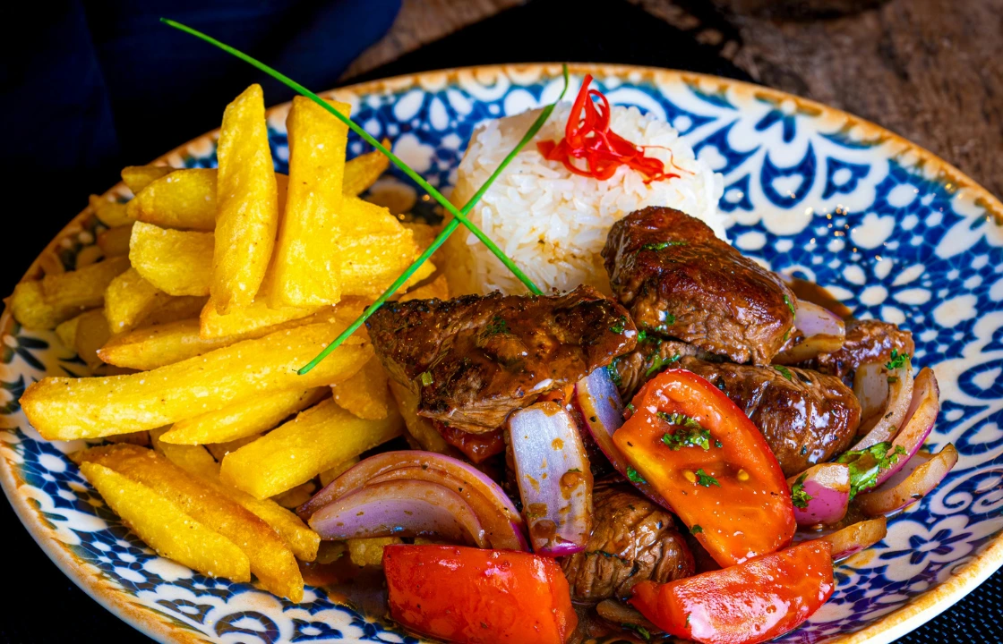 peruvian potatoes lomo saltado | Peruvian Sunrise