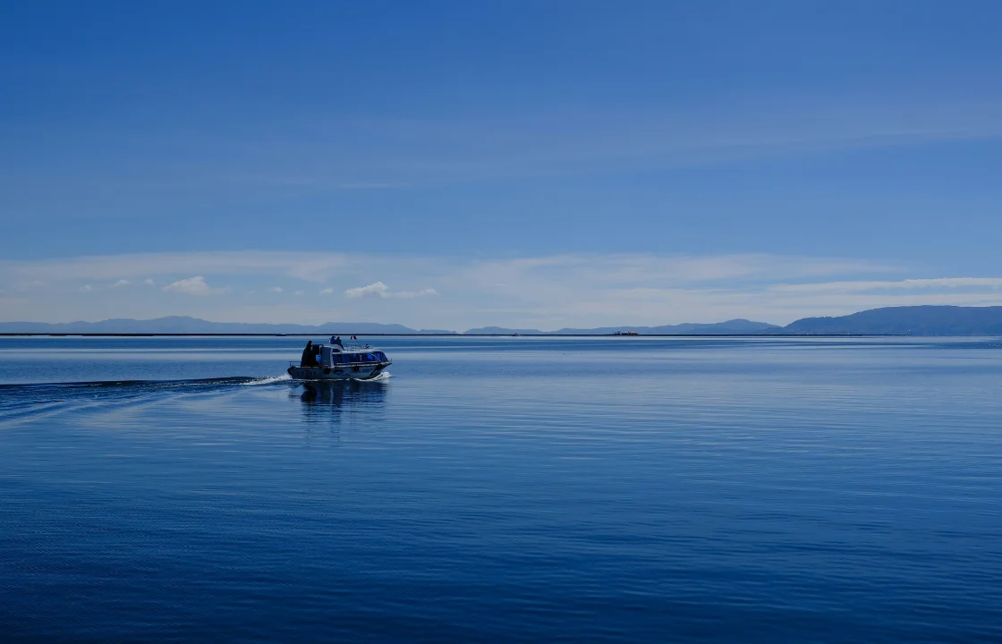 Titicaca Lake Peru portrait | Peruvian Sunrise