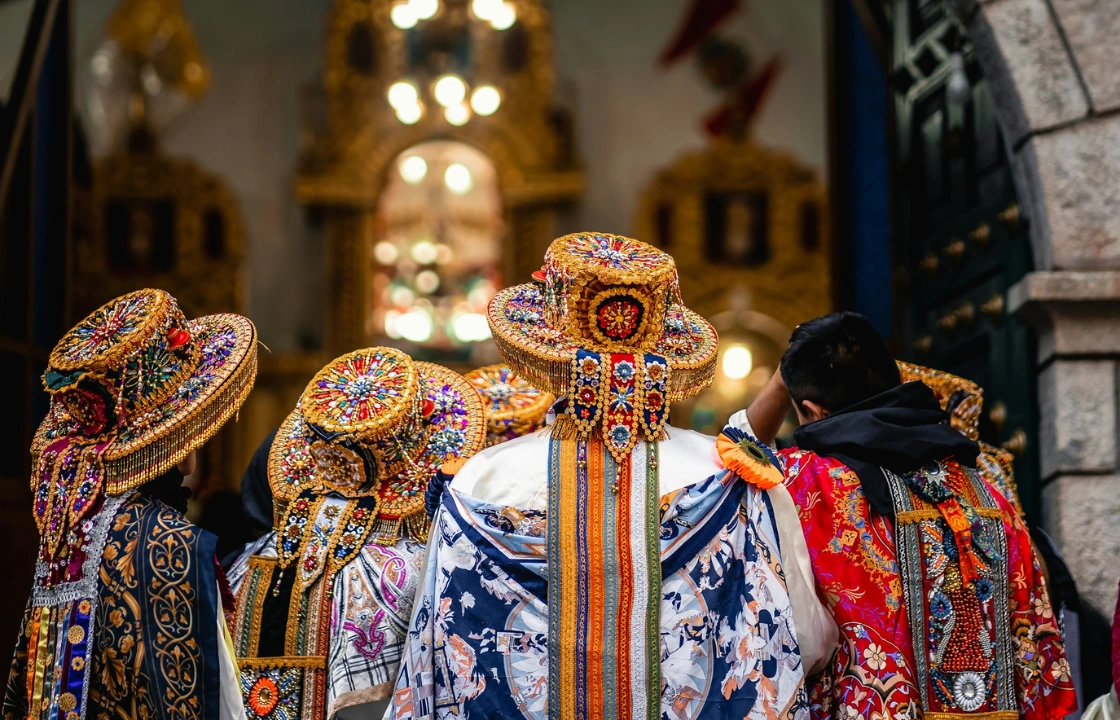 folklore peru portrait | Peruvian Sunrise