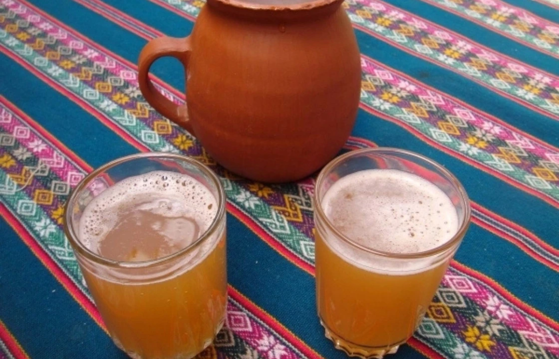 Peruvian drinks chicha de jora | Peruvian Sunrise
