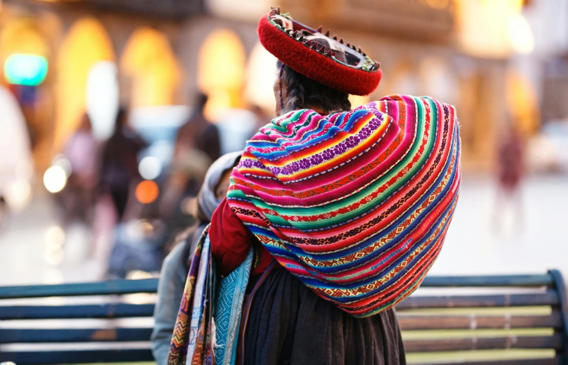 Traditional Peruvian Clothing portrait | Peruvian Sunrise