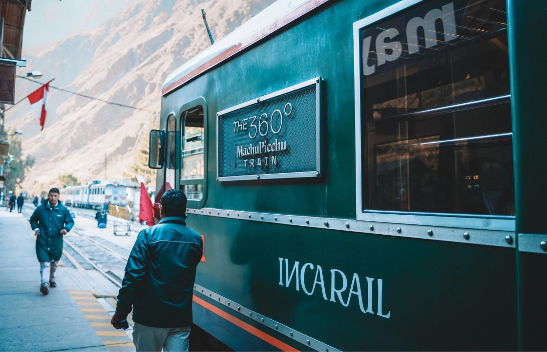 Train to Machu Picchu Inca Rail | Peruvian Sunrise