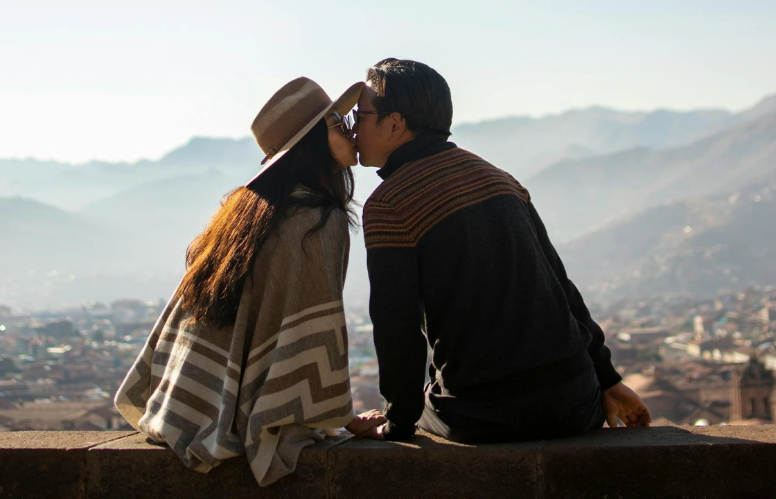 Honeymoon destinations Peru Cusco | Peruvian Sunrise