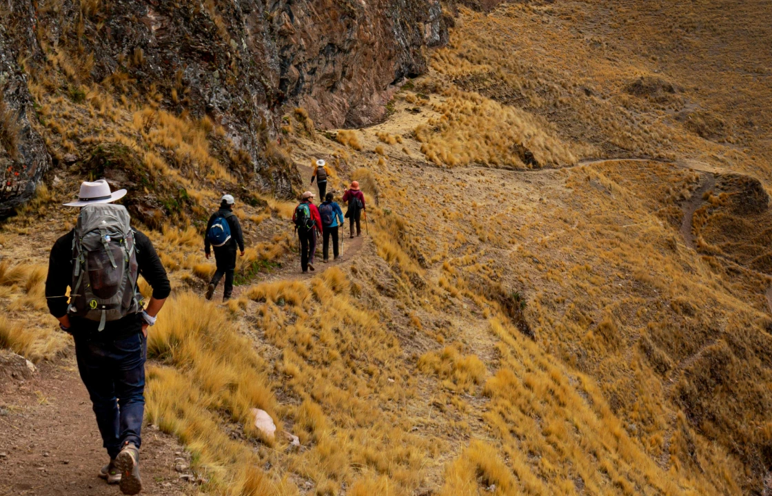 Inca Trail trekking | Peruvian Sunrise