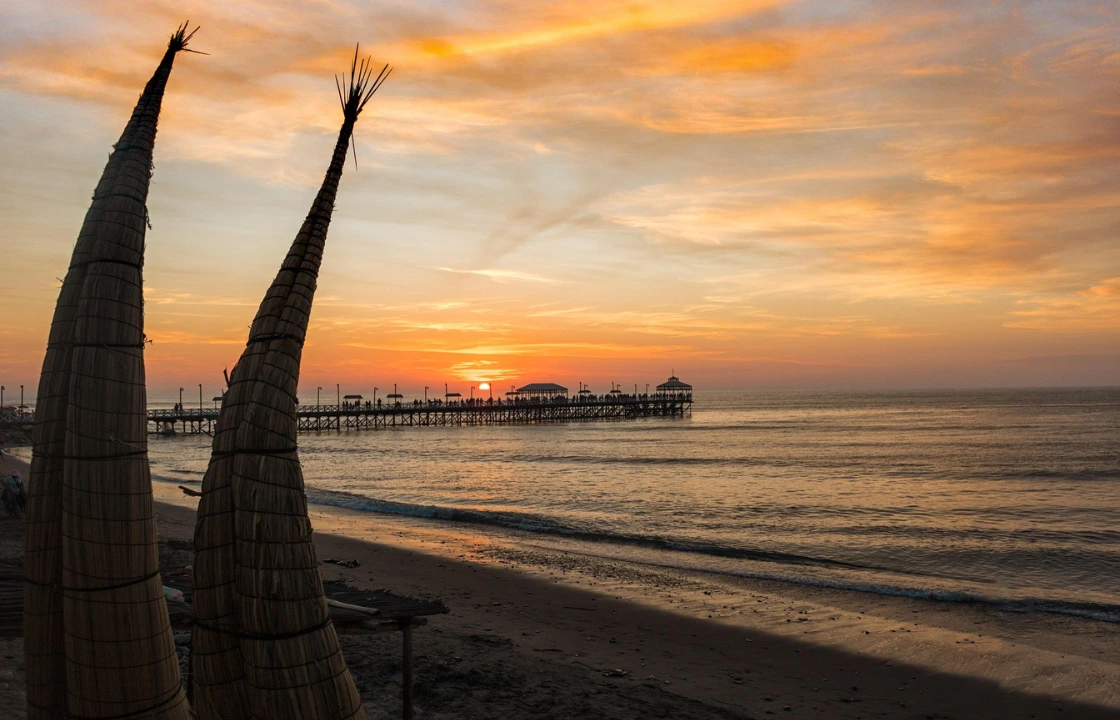 Trujillo Peru Huanchaco | Peruvian Sunrise