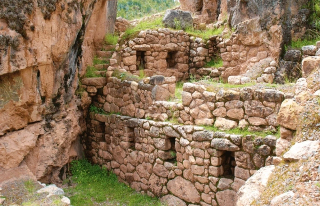 Inkilltambo archaeological site cusco | Peruvian Sunrise
