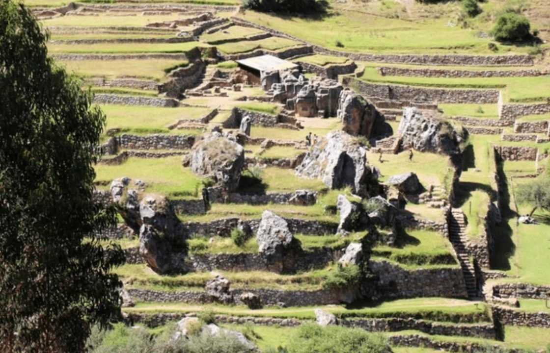 Inkilltambo ruins | Peruvian Sunrise