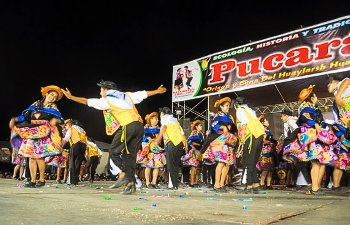 Typical dances Peru huaylas | Peruvian Sunrise