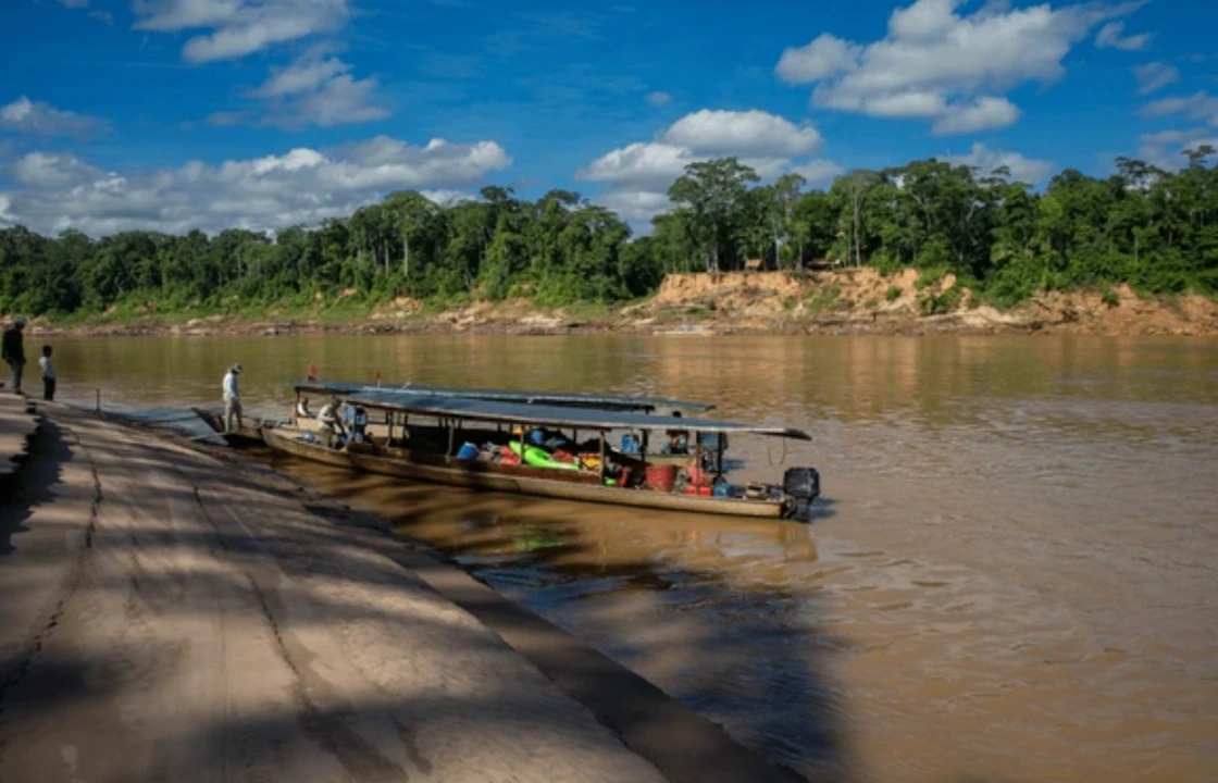 what to pack peruvian amazon boat | Peruvian Sunrise