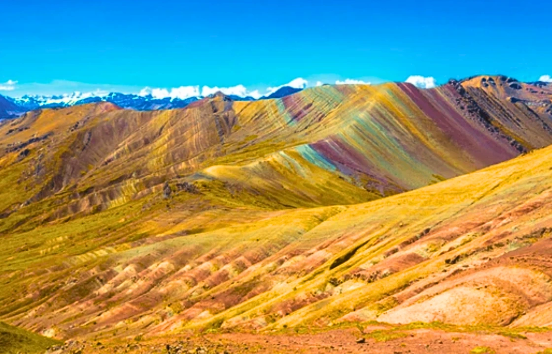 Rainbow Mountains Peru | Peruvian Sunrise