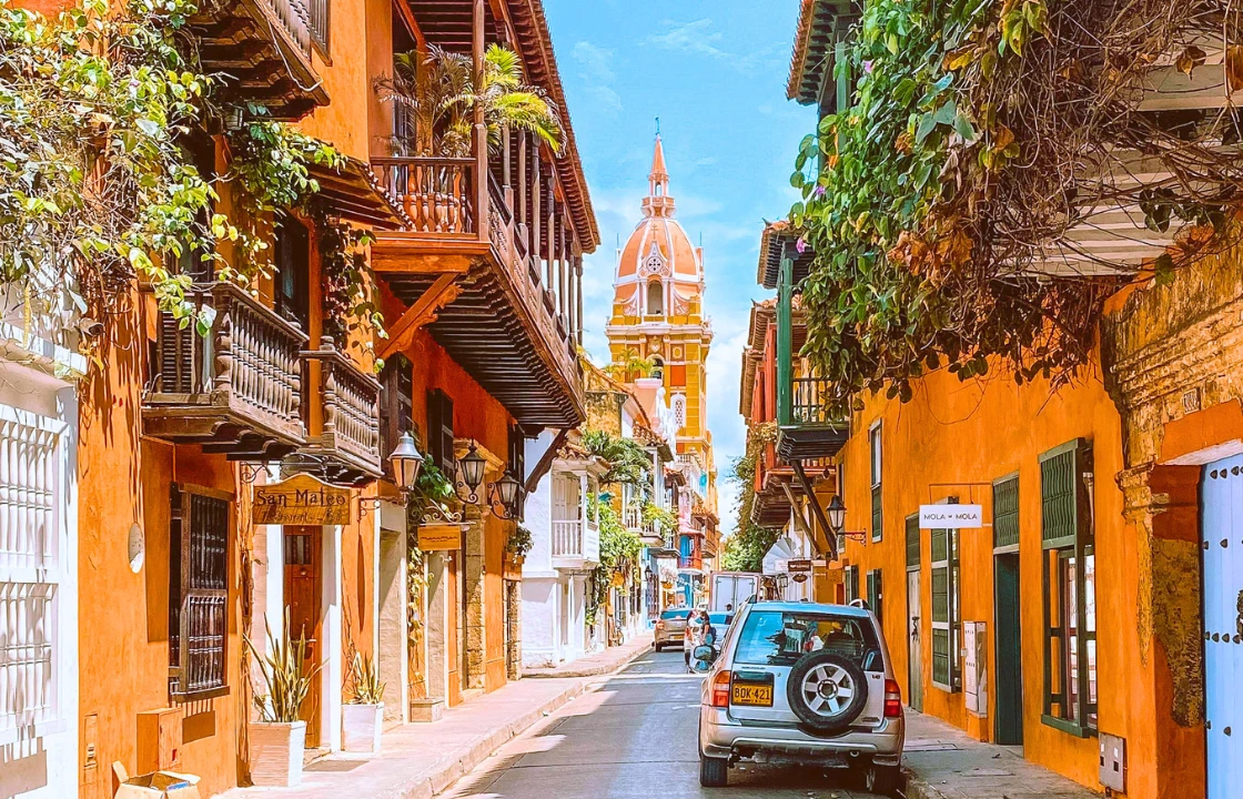 colombia streets | Peruvian Sunrise