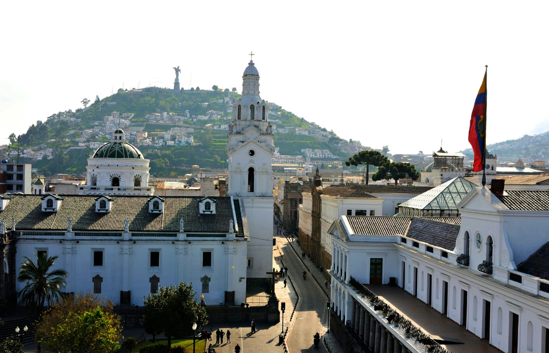 quito streets | Peruvian Sunrise