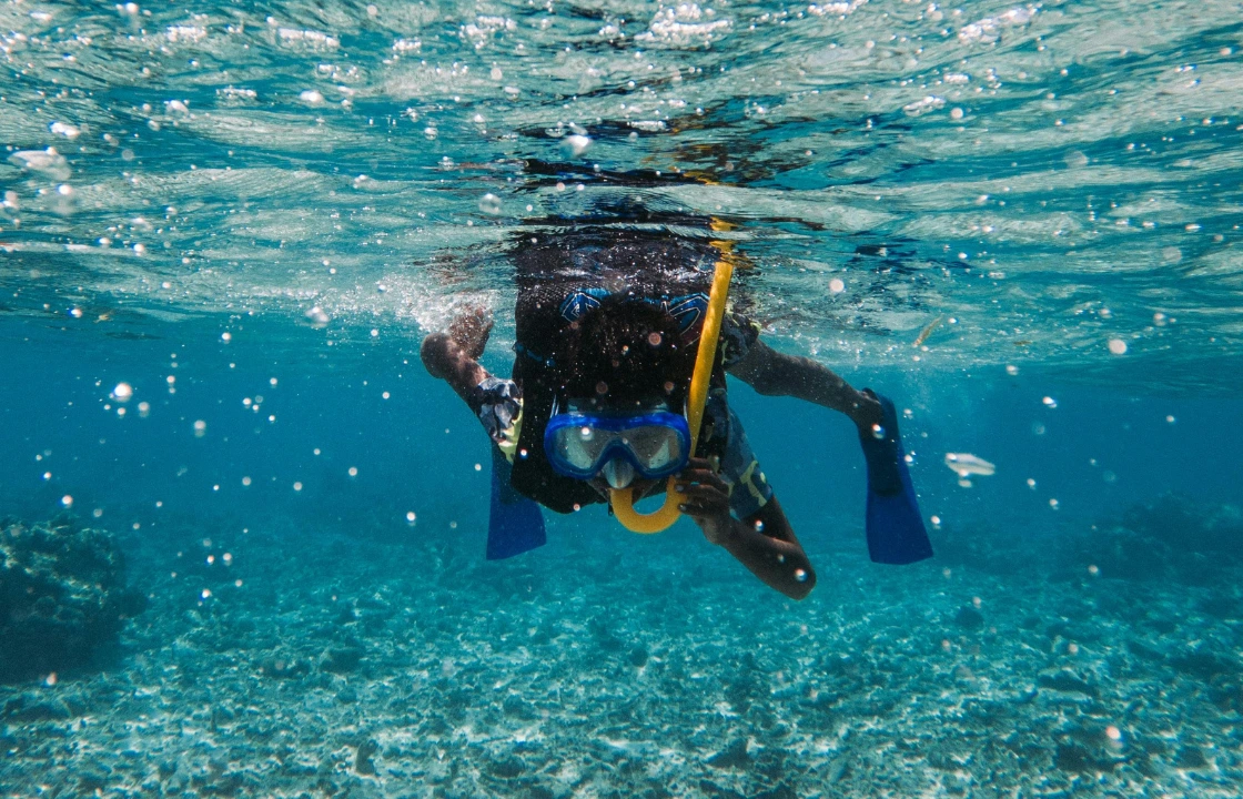 snorkel galapagos | Peruvian Sunrise