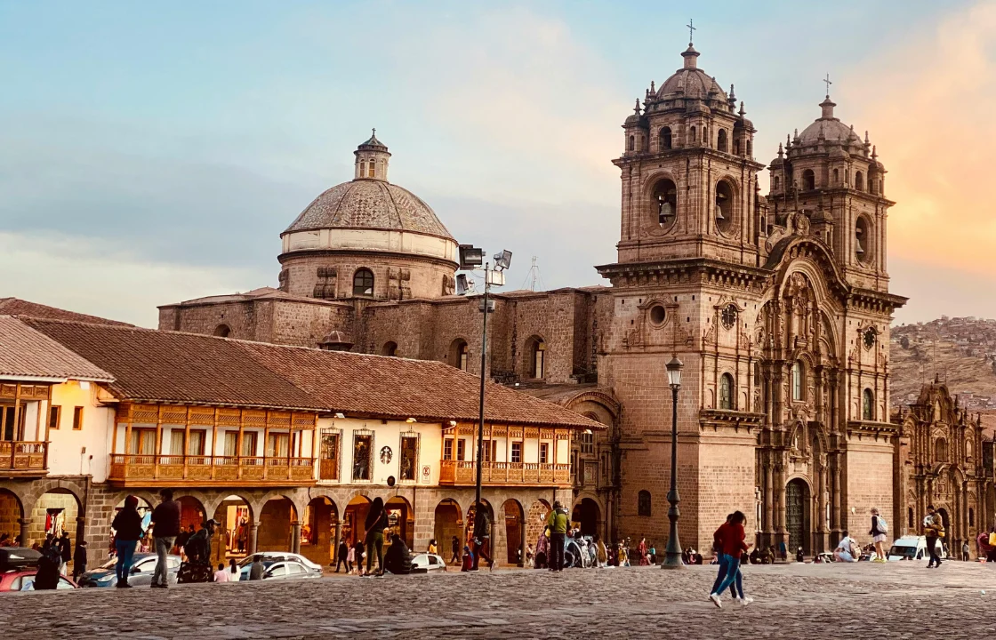 streets of cusco | Peruvian Sunrise