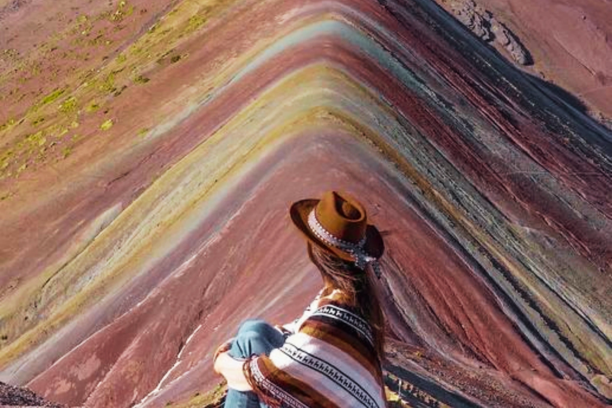 Best aesthetic places in Peru Rainbow Mountain | Peruvian Sunrise Best aesthetic places in Peru Rainbow Mountain | Peruvian Sunrise