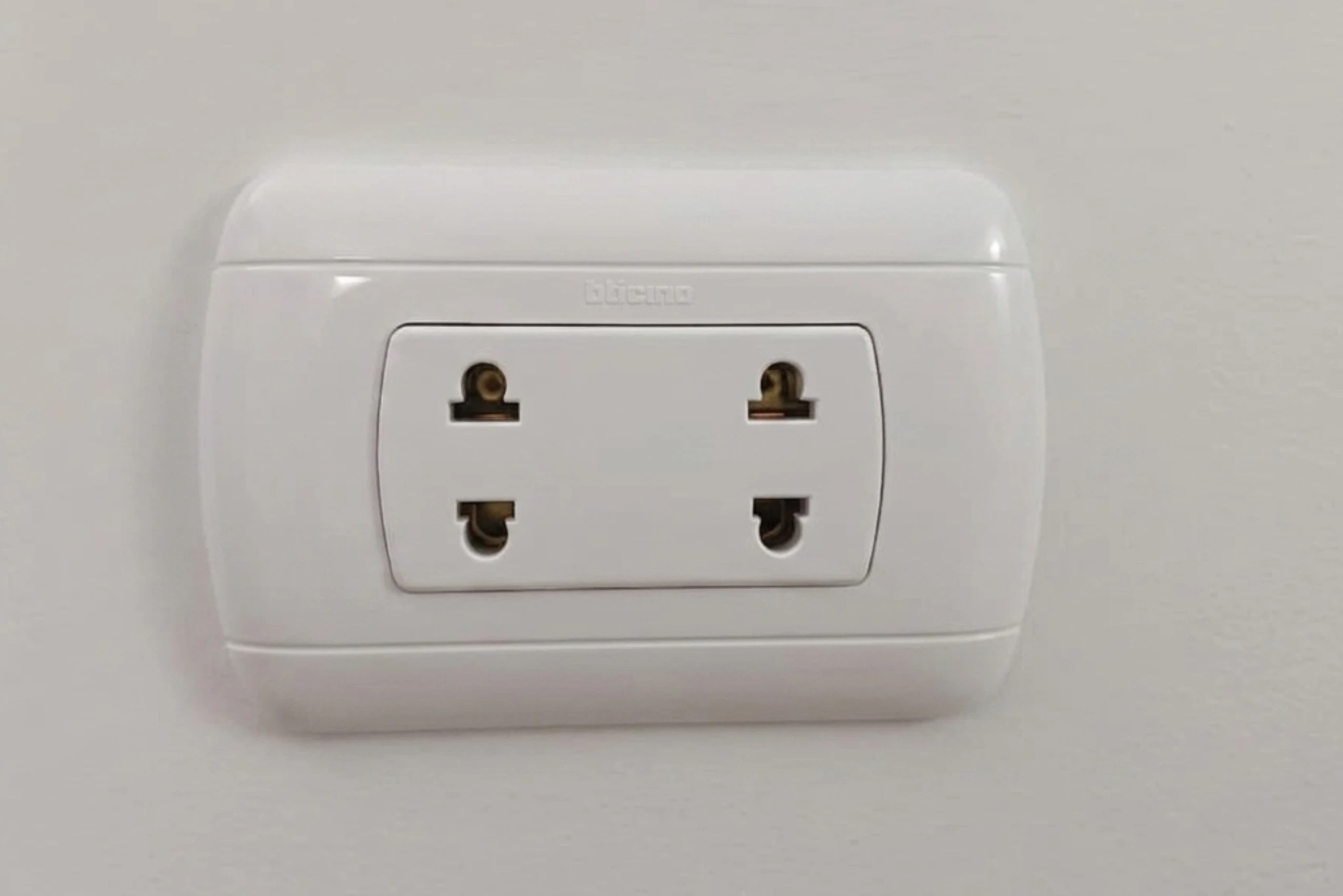 Charging in Peru common outlet | Peruvian Sunrise