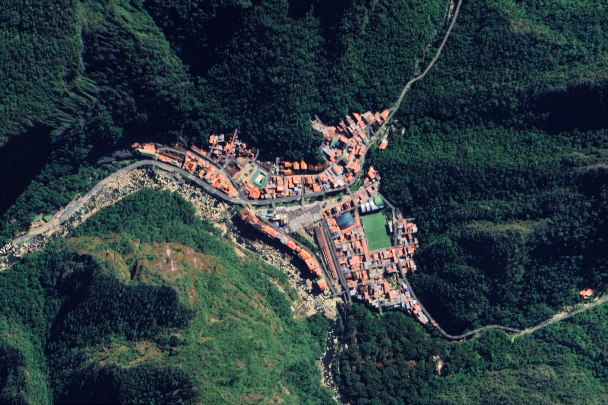 Aguas Calientes Machu Picchu Town location Mountains | Peruvian Sunrise Aguas Calientes Machu Picchu Town location Mountains | Peruvian Sunrise