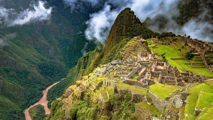 christmas-in-cuzco-surroundings-machu-picchu | Peruvian Sunrise