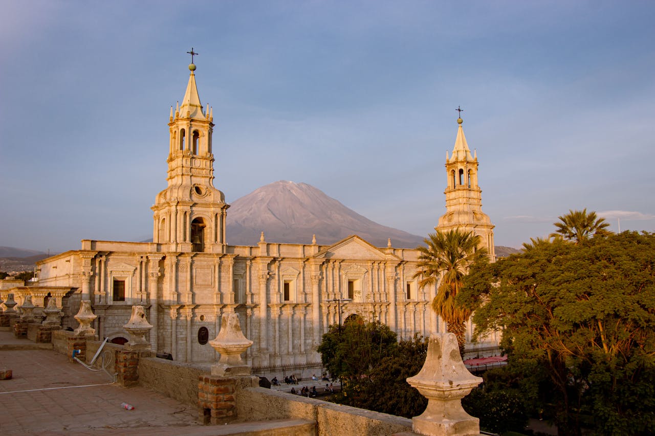 Top 15 Things to Do in Arequipa, Plaza de Armas | Peruvian Sunrise