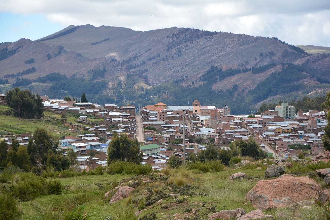 The Ultimate Traveler’s Guide to Puno: Gateway to Lake Titicaca | Peruvian Sunrise