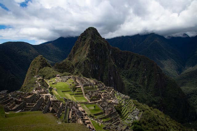 Machu Picchu Day Peru | Peruvian Sunrise