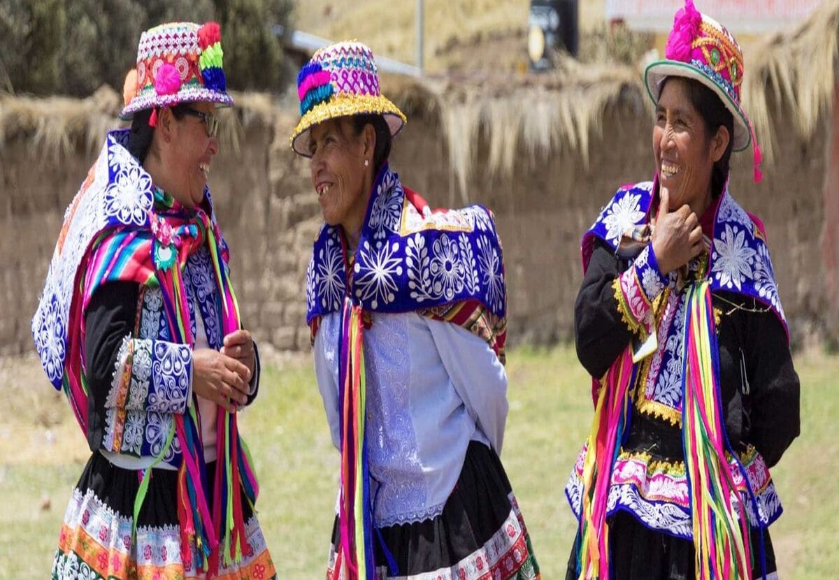 andian women peru | Peruvian Sunrise