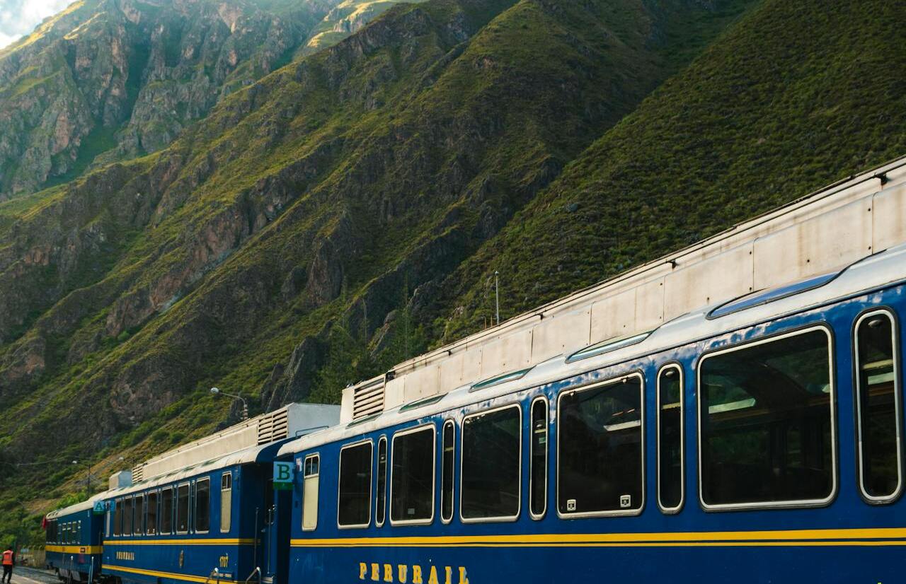 peru machu picchu train, ways to get to peru, peru tours | Peruvian Sunrise