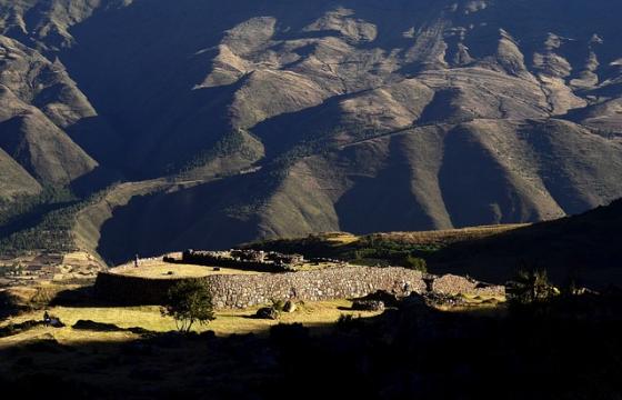 Inkilltambo Hike – Hiking in Cusco | Peuvian Sunrise