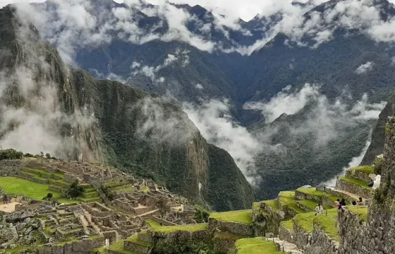 Machu picchu on a cloudy day | Peruvian Sunrise