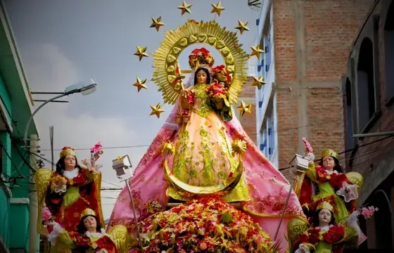 virgen de la candelaria festival - portrait | Peruvian Sunrise