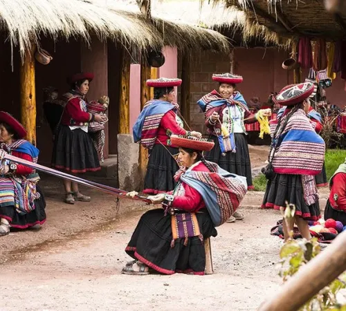 Cuper Bajo Community travel | Peruvian Sunrise