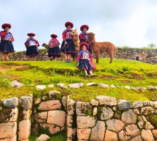 Cuper Bajo Community travel | Peruvian Sunrise